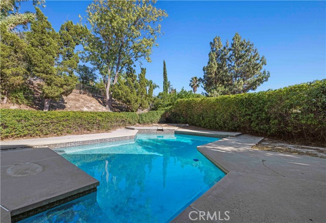 22526 Napa St, West Hills CA: https://media.crmls.org/medias/258e382c-a066-4a51-b28c-766650c09a7f.jpg