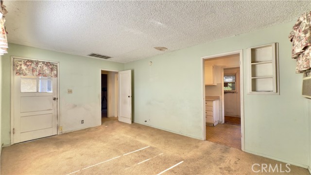 Detail Gallery Image 19 of 34 For 11030 De Garmo Ave, Pacoima,  CA 91331 - 2 Beds | 1 Baths