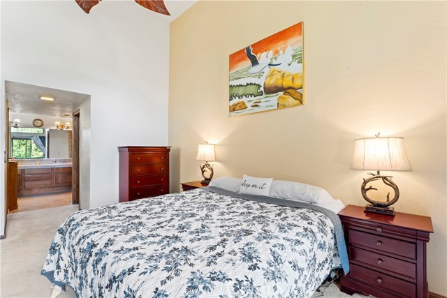 Image 31 of 52 For 27528 Ashwood Lane