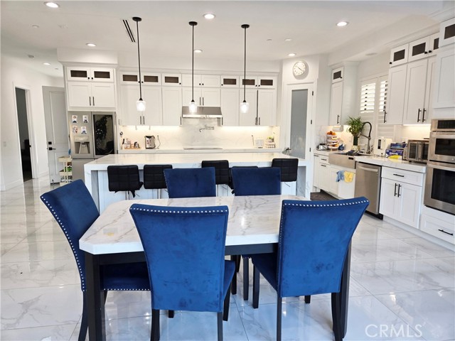 Detail Gallery Image 16 of 23 For 10457 Saint Anna Pl, Fountain Valley,  CA 92708 - 4 Beds | 4 Baths