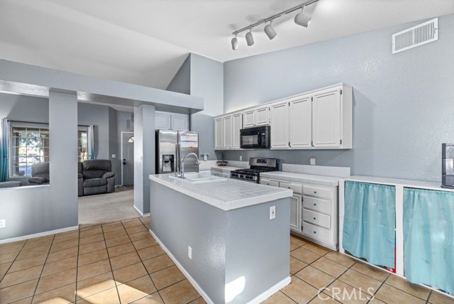 Detail Gallery Image 12 of 35 For 43527 Grange St, Lancaster,  CA 93535 - 4 Beds | 2 Baths