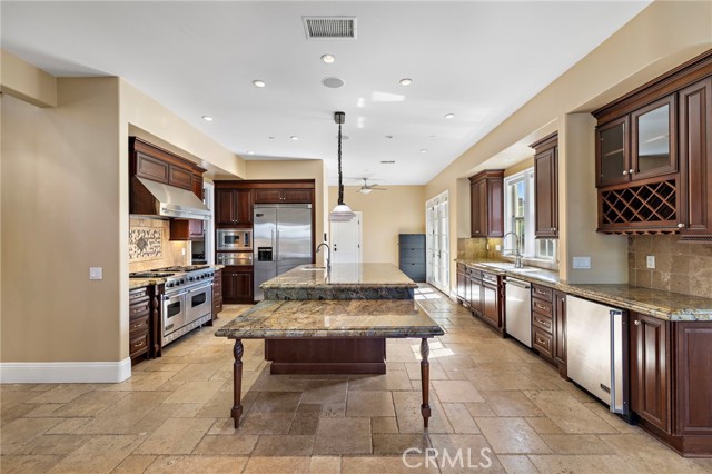 Detail Gallery Image 11 of 43 For 18 via Cima, San Clemente,  CA 92672 - 5 Beds | 5/1 Baths