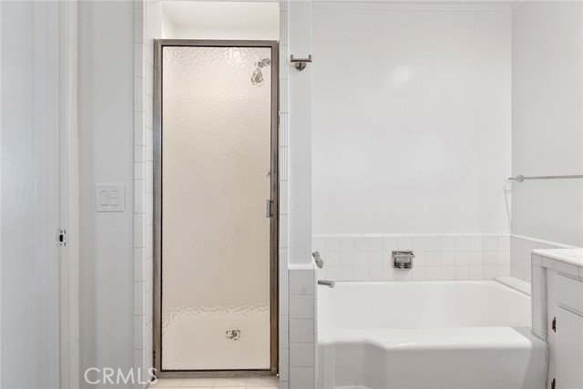 11053 Strathmore Drive, Westwood - Century City CA: https://media.crmls.org/medias/2593af7d-f2a1-4962-bce0-487daace015f.jpg