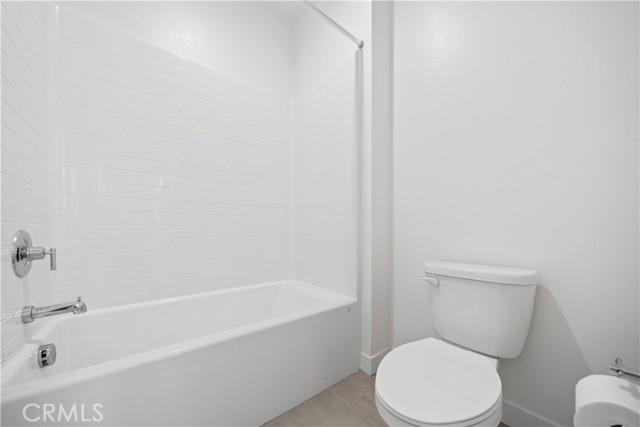 4253 S Heather Privado, Ontario CA: https://media.crmls.org/medias/2594f290-a8d2-4201-bbe7-32e7fa9de0f8.jpg