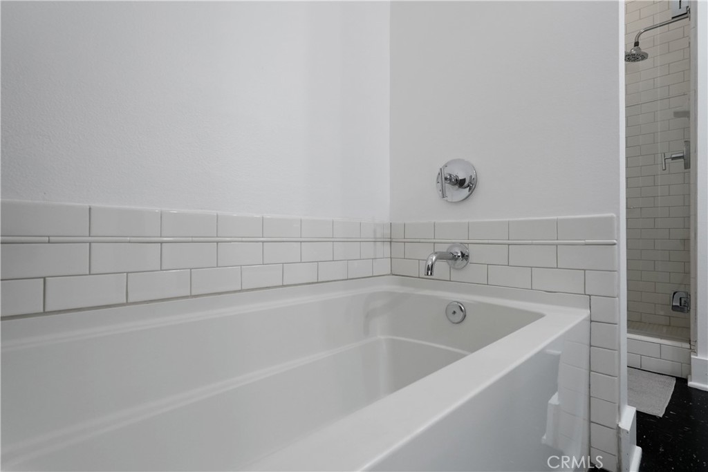 259506b7 4a0b 4897 86e5 75b6c70306d4