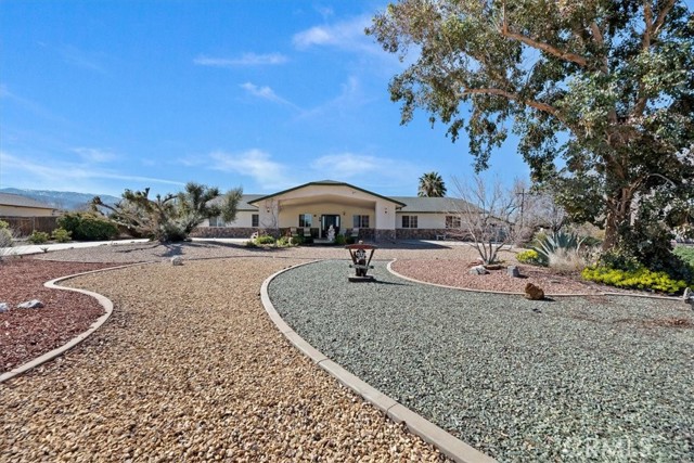 Detail Gallery Image 2 of 48 For 9860 Alta Mesa Ave, Phelan,  CA 92371 - 3 Beds | 2 Baths