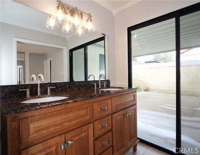 Detail Gallery Image 14 of 26 For 1905 Condon, Redondo Beach,  CA 90278 - 3 Beds | 2 Baths