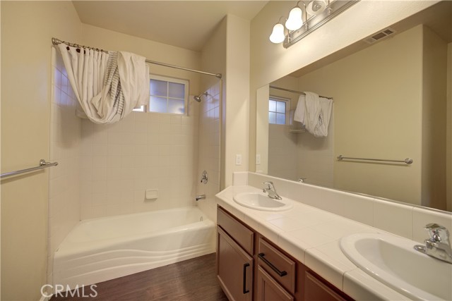 604 Larkfield Place, Paso Robles CA: https://media.crmls.org/medias/2597c119-a9bc-41da-b402-957cb2fa6652.jpg