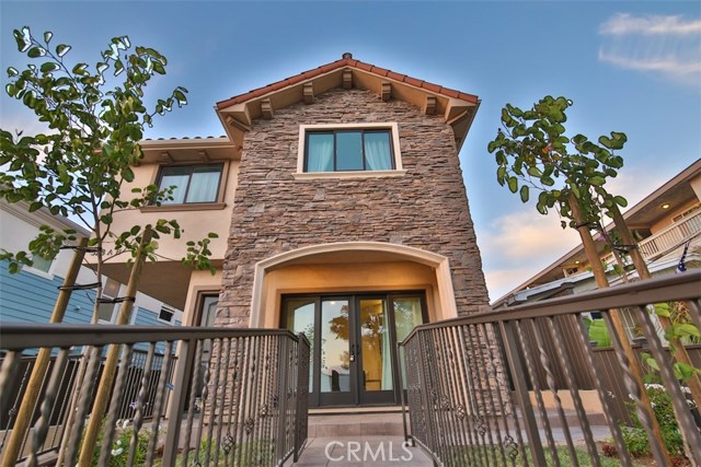 528 Francisca Avenue, Redondo Beach, California 90277, 4 Bedrooms Bedrooms, ,4 BathroomsBathrooms,Residential,Sold,Francisca,PV17030817