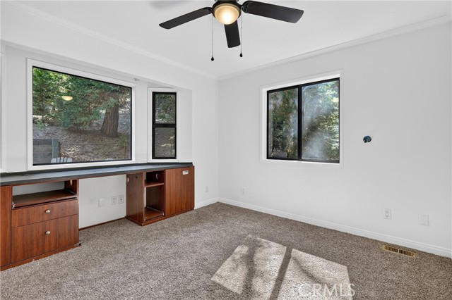 279 S Cumberland, Lake Arrowhead, CA 92352