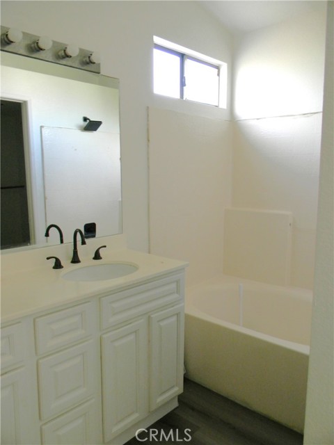 1187 White Tip Lane, Perris CA: https://media.crmls.org/medias/2598468c-c914-4add-8725-06bc07b46ed7.jpg