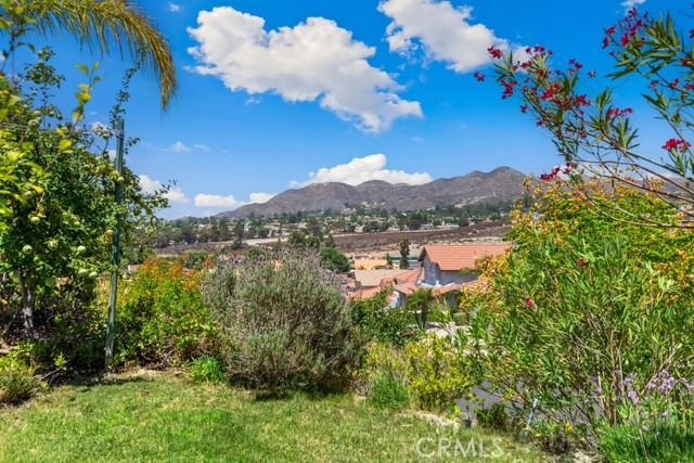 Detail Gallery Image 34 of 42 For 34175 Shaded Meadow Cir, Wildomar,  CA 92595 - 3 Beds | 2/1 Baths