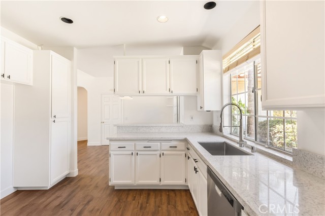 1145 Sea Larke Drive, Fallbrook CA: https://media.crmls.org/medias/2598edc9-1142-41f1-a687-eeba8e34a44f.jpg