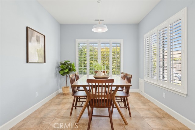 Detail Gallery Image 9 of 27 For 1978 Potter Rd, Chico,  CA 95928 - 4 Beds | 3 Baths