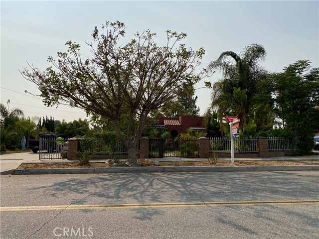 7396 Oleander Ave, Fontana, CA 92336