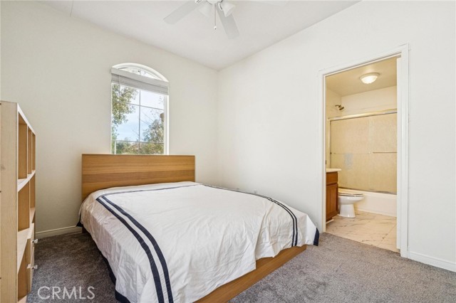 Detail Gallery Image 18 of 29 For 26013 Twain Pl, Stevenson Ranch,  CA 91381 - 5 Beds | 4 Baths