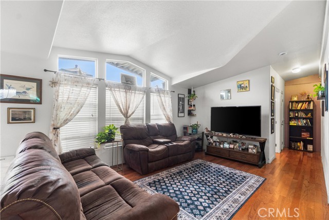 Detail Gallery Image 4 of 44 For 1501 Palos Verdes Drive North #64,  Harbor City,  CA 90710 - 3 Beds | 2 Baths