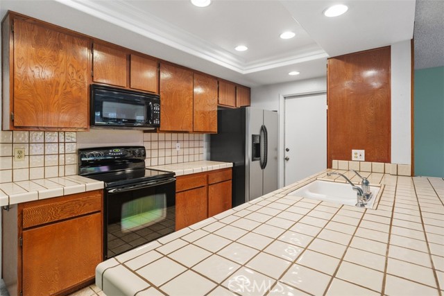 Detail Gallery Image 11 of 39 For 27927 Foxfire, Menifee,  CA 92586 - 2 Beds | 2 Baths