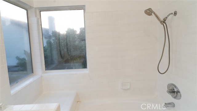 Detail Gallery Image 32 of 36 For 21 Fillmore, Irvine,  CA 92620 - 4 Beds | 2/1 Baths