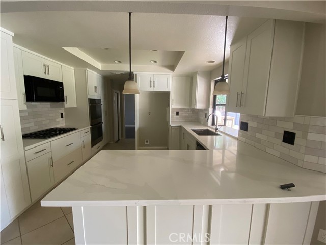 Detail Gallery Image 17 of 30 For 1410 Basel Pl, Riverside,  CA 92506 - 4 Beds | 2/1 Baths