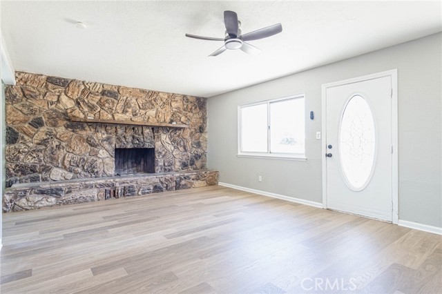 35277 Walnut Street, Barstow CA: https://media.crmls.org/medias/259d6dd9-6e30-43a3-afe2-2290fb9d75fc.jpg