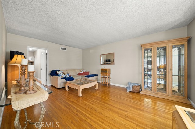 Detail Gallery Image 10 of 23 For 513 W Shadwell St, Carson,  CA 90745 - 3 Beds | 2 Baths