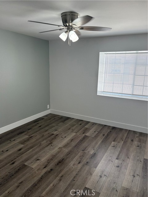 Detail Gallery Image 9 of 14 For 13750 Hubbard St #28,  Sylmar,  CA 91342 - 3 Beds | 3 Baths