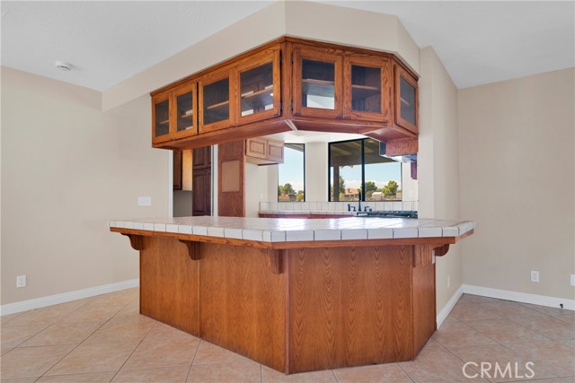 Detail Gallery Image 10 of 50 For 7144 Yosemite Ave, Oak Hills,  CA 92344 - 3 Beds | 2 Baths