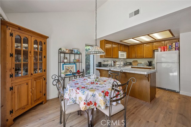 Detail Gallery Image 9 of 32 For 21081 Calle De Paseo, Lake Forest,  CA 92630 - 2 Beds | 2/1 Baths