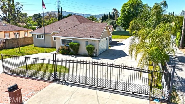 15645 Cobalt Street photo 4