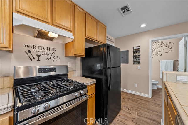 14552 Foothill photo 15
