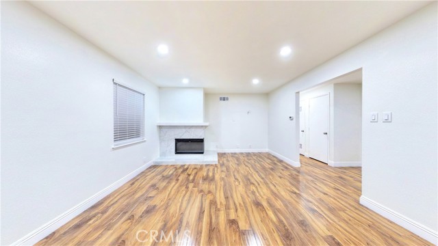 Detail Gallery Image 7 of 29 For 2315 E Alden, Anaheim,  CA 92806 - 4 Beds | 3 Baths