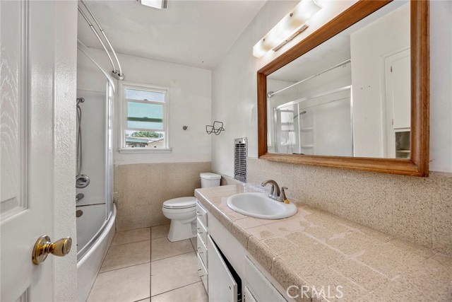 1208 E Commonwealth Avenue, Fullerton CA: https://media.crmls.org/medias/25a1c45f-b8eb-4f3b-a611-671945393711.jpg