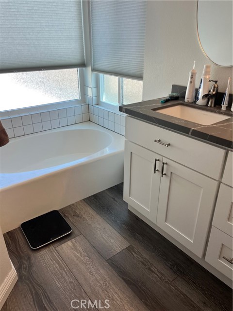 Detail Gallery Image 13 of 22 For 3653 Toscany Ct, Palmdale,  CA 93550 - 4 Beds | 2 Baths