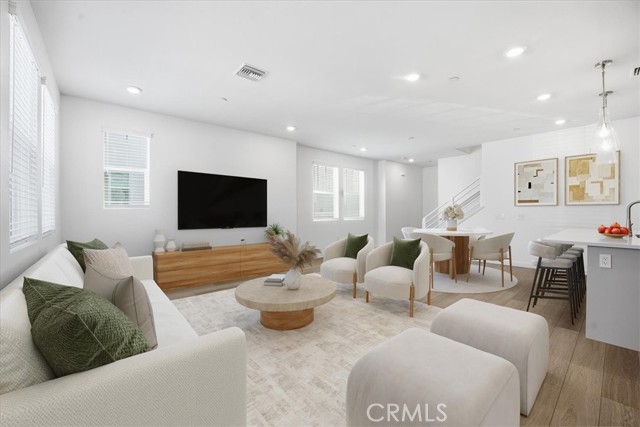 Detail Gallery Image 5 of 33 For 2378 Channel Drive #105,  Ventura,  CA 93003 - 4 Beds | 2/1 Baths