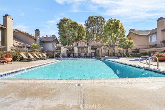 Detail Gallery Image 33 of 36 For 8039 E Snapdragon Ln, Anaheim,  CA 92808 - 2 Beds | 2 Baths