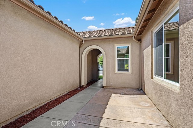 35051 Via Santa Catalina, Winchester CA: https://media.crmls.org/medias/25a37cf9-4ec6-4e3a-a3f4-ded1d0d3acca.jpg