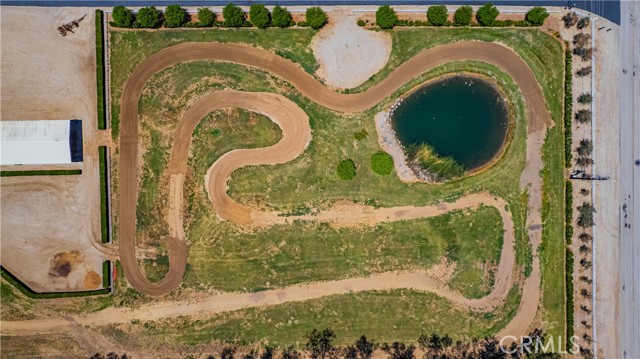 Detail Gallery Image 4 of 75 For 26465 Douglas Ave, Murrieta,  CA 92562 - 6 Beds | 8/5 Baths