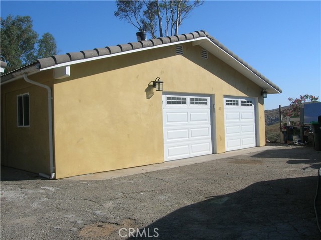 Detail Gallery Image 2 of 26 For 14265 California Ave, Beaumont,  CA 92223 - 5 Beds | 2 Baths