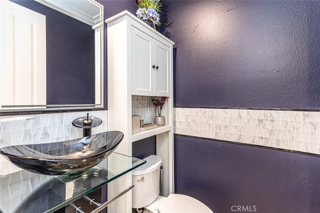 MLS #OC25176221 image #8
