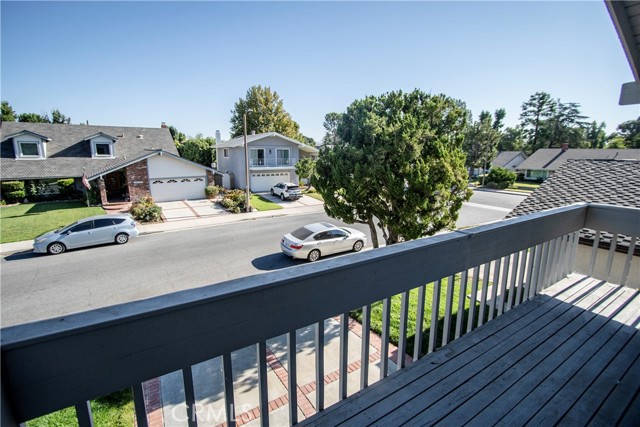 Detail Gallery Image 42 of 54 For 23910 via Copeta, Valencia,  CA 91355 - 4 Beds | 2/1 Baths