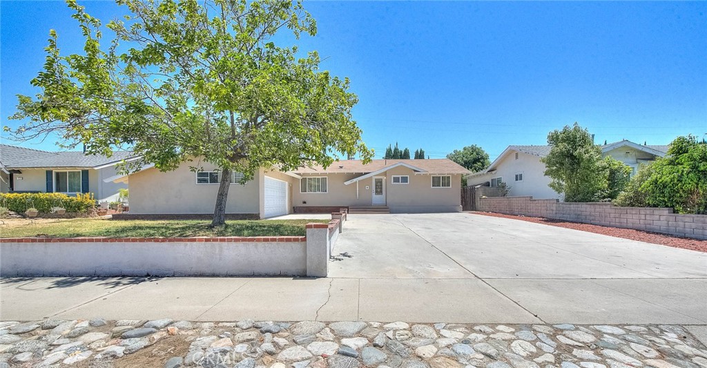 1217 W Vesta