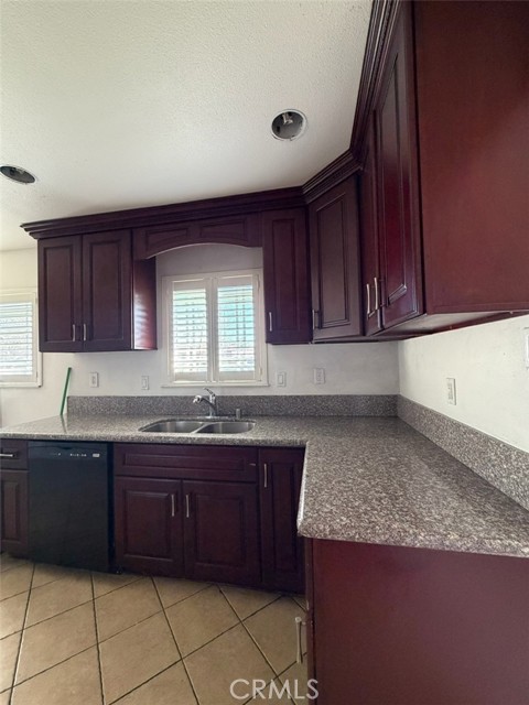 Detail Gallery Image 28 of 57 For 7233 Hayes, Buena Park,  CA 90620 - 4 Beds | 2 Baths