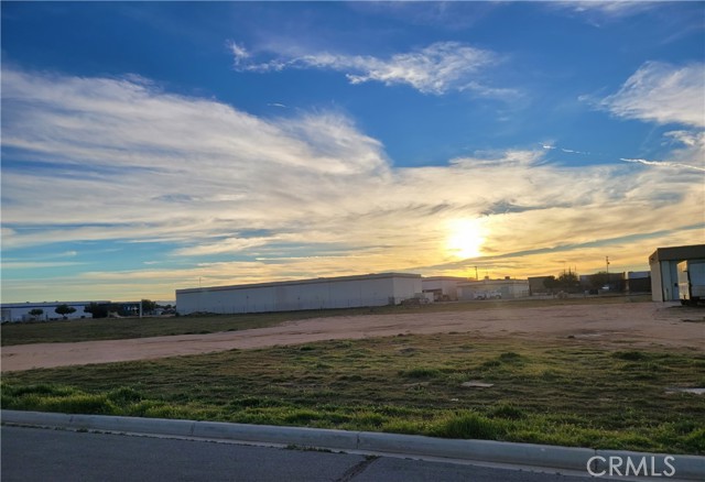 Detail Gallery Image 19 of 21 For 1 Malaki, Apple Valley,  CA 92308 - – Beds | – Baths