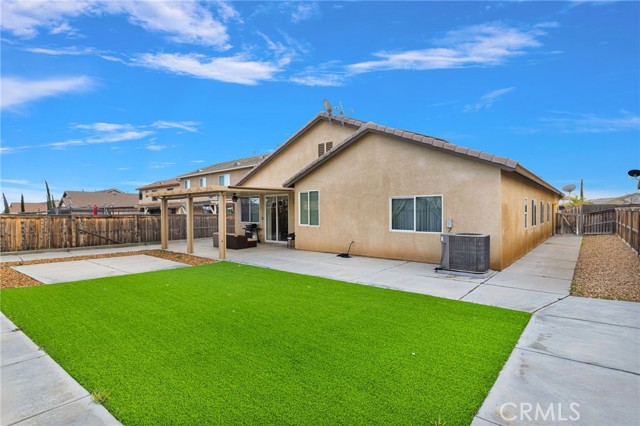 Detail Gallery Image 41 of 50 For 13720 Adams St, Oak Hills,  CA 92344 - 4 Beds | 2 Baths