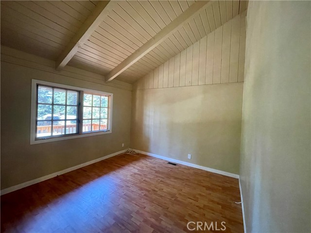 Detail Gallery Image 12 of 27 For 31529 Onacrest Dr, Running Springs,  CA 92382 - 3 Beds | 2 Baths