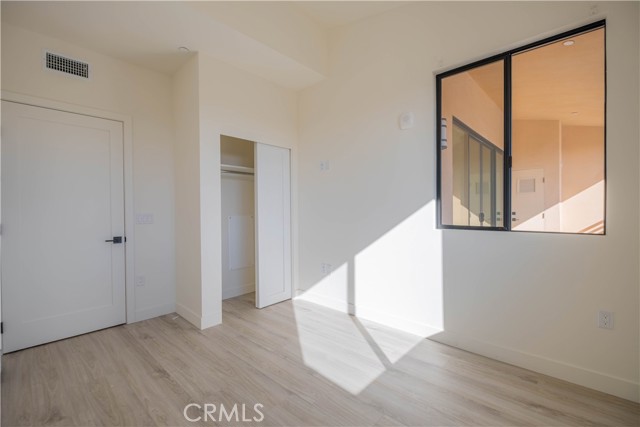 Detail Gallery Image 26 of 40 For 2608 Honolulu Ave #210,  Montrose,  CA 91020 - 2 Beds | 2 Baths