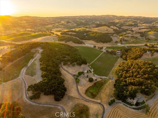 Detail Gallery Image 4 of 70 For 2725 Oak View Rd, Templeton,  CA 93465 - 5 Beds | 3/1 Baths