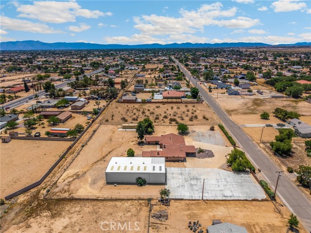 11915 Redwood Avenue, Hesperia CA: https://media.crmls.org/medias/25a7fbe9-a84b-45b5-ab2a-d56fb9b2e816.jpg