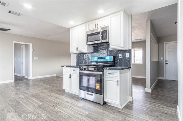 Detail Gallery Image 25 of 50 For 46334 Alamosa, Newberry Springs,  CA 92365 - 4 Beds | 3 Baths